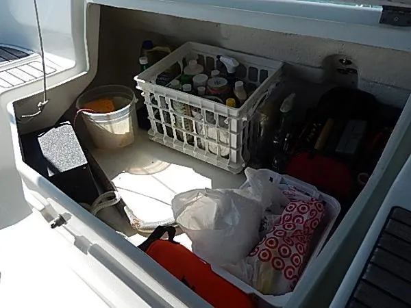 Slide: The Image of Beneteau 411 (Two Staterooms) 2001 - 10