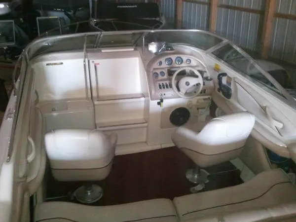 Slide: The Image of Sea Ray 220 Overnighter Select 1995 - 1