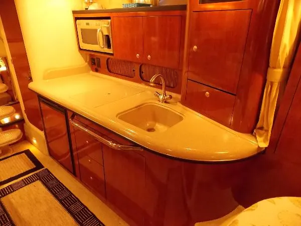 Slide: The Image of Sea Ray 340 Sundancer (Bow Thruster) BR5061 2006 - 10