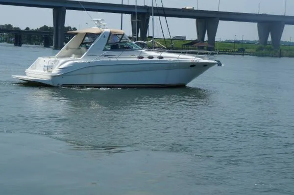 Slide: The Image of Sea Ray 370 Sundancer 1998 - 4