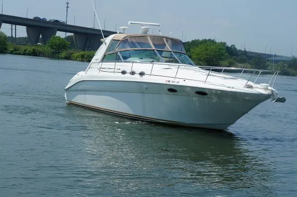 Slide: The Image of Sea Ray 370 Sundancer 1998 - 8