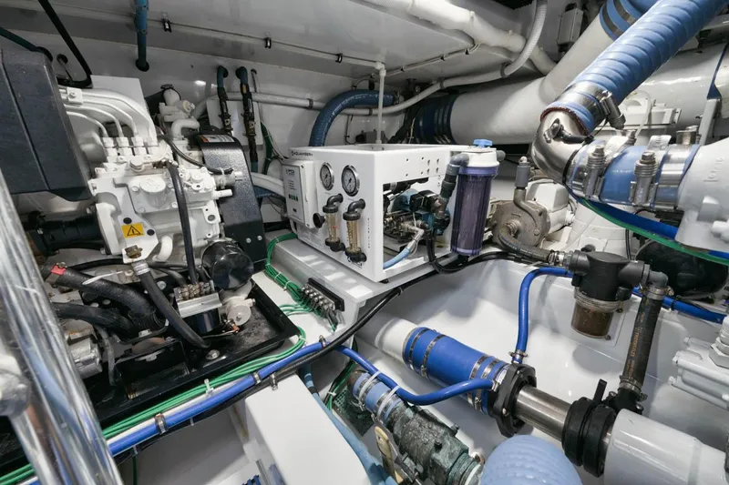 Slide: The Image of Engine Room - 25