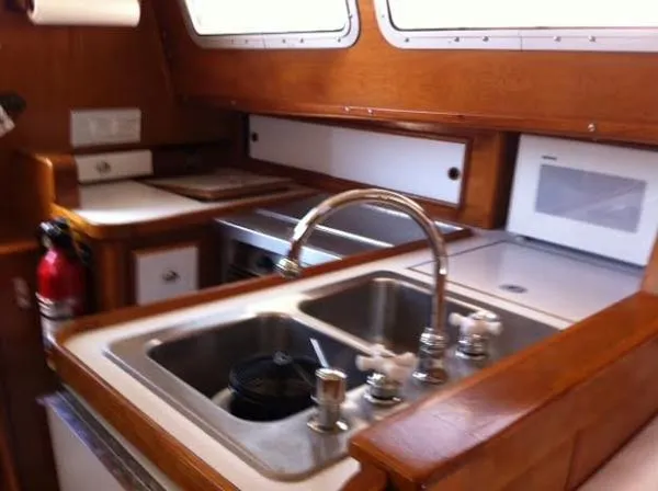 Slide: The Image of Islander 41 1976 - 6