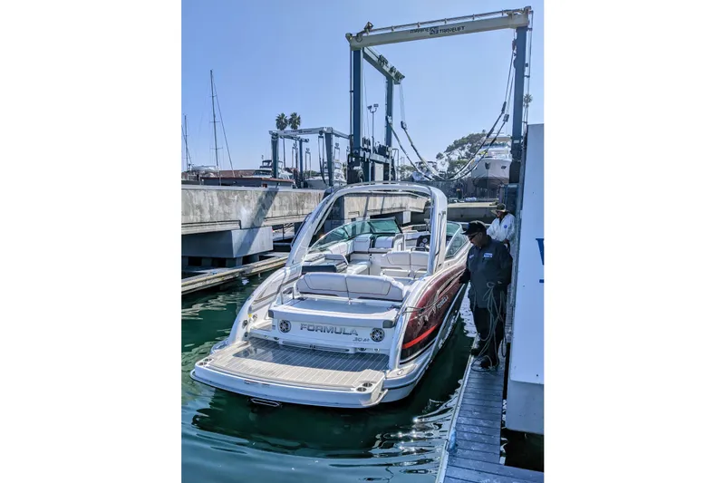 Slide: The Image of ProSport HD20 Plus charger in 2019 Formula 310 Bowrider boat engine compartment. - 17