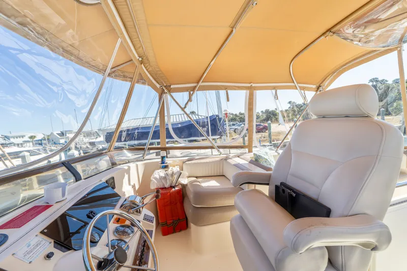 Slide: The Image of Mainship 400 Trawler 2004 - 56