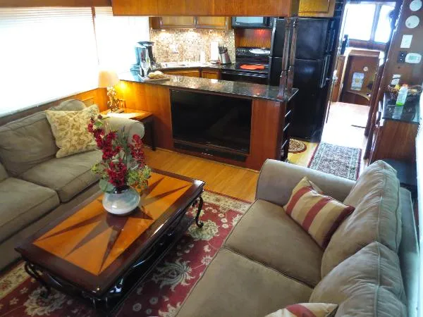 Slide: The Image of Hatteras 58 Motor Yacht (2013 Custom) 1977 - 1