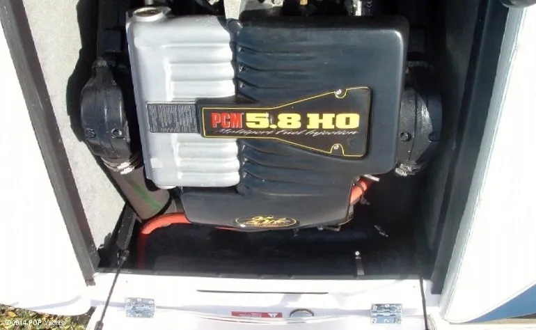 Slide: The Image of Correct Craft 210 Super Air Nautique 2001 - 8