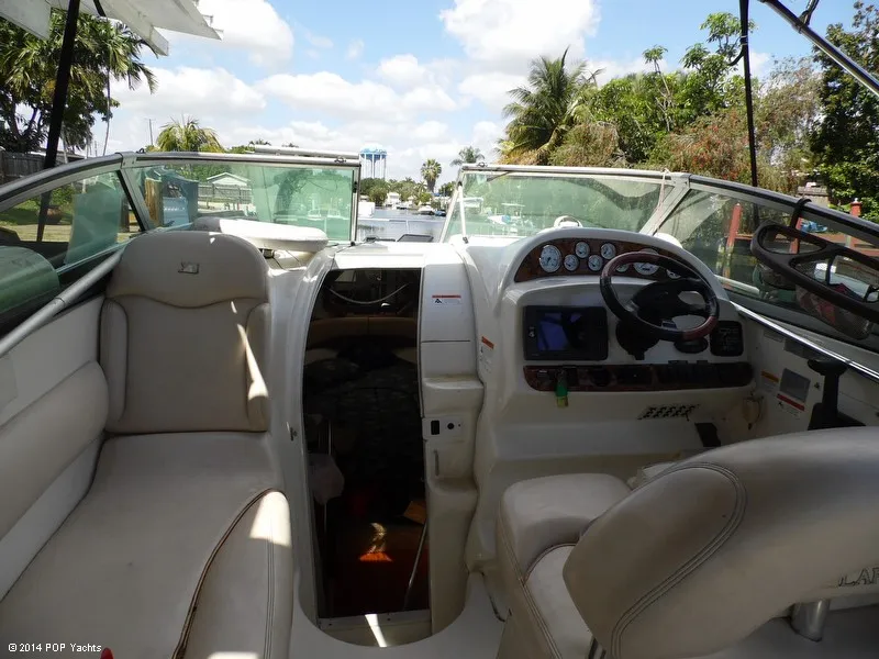 Slide: The Image of Larson Cabrio 274 2004 - 9