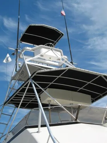 Slide: The Image of Hatteras 46 Sport Fisher 1977 - 4