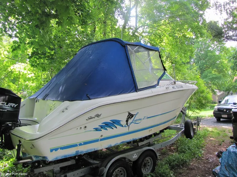 Slide: The Image of Sea Ray 210 Laguna BR 1997 - 10