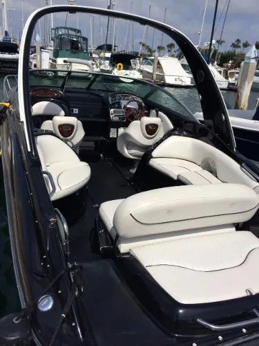 Slide: The Image of Crownline Boats 275 CCR 2005 - 4