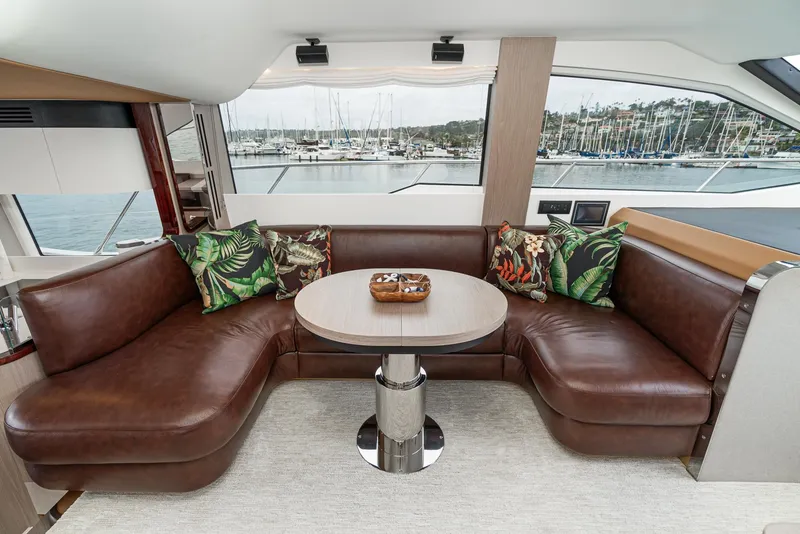 Slide: The Image of Azimut 55 2020 - 54