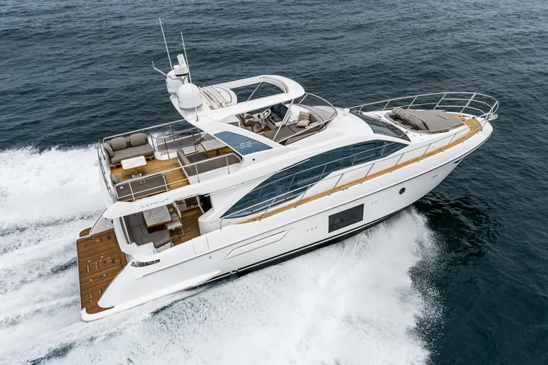 Slide: The Image of Azimut 55 2020 - 9