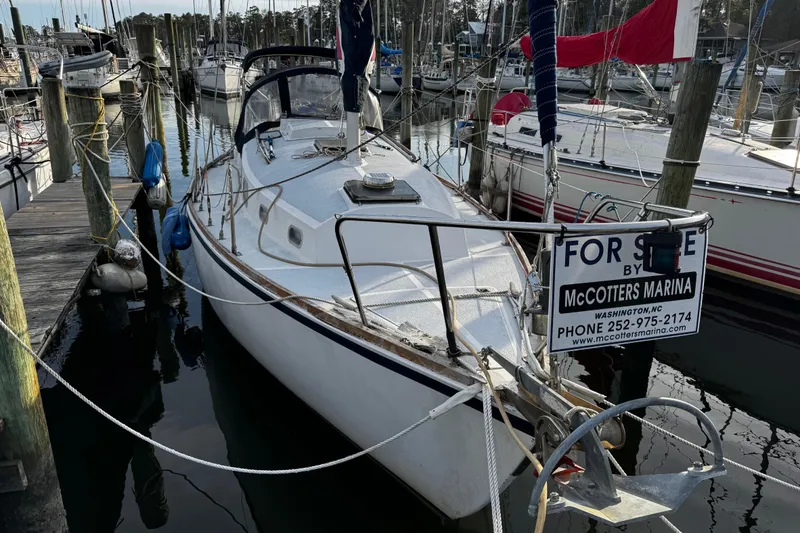 Slide: The Image of 1977 Bristol 29.9 sailboat for sale - 3
