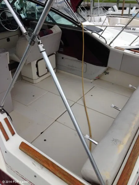 Slide: The Image of Sea Ray 268 Weekender 1988 - 9