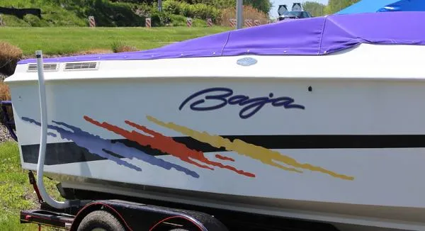 Slide: The Image of Baja 24 Outlaw 1997 - 3