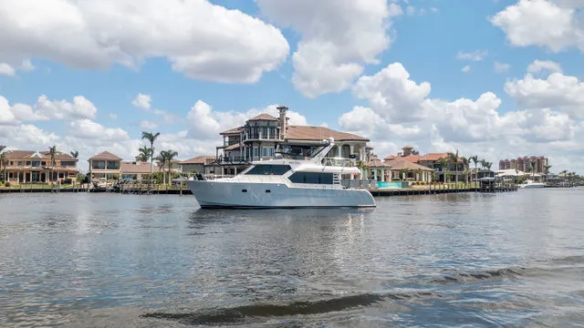 Slide: The Image of Altima 55 Pilothouse 2004 - 74