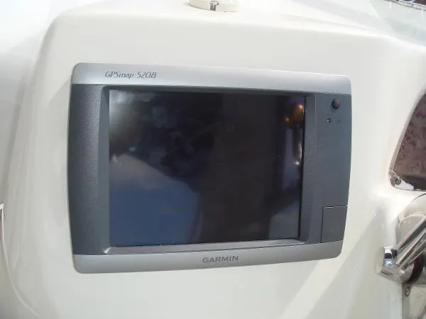 Slide: The Image of Sea Ray 330 Sundancer 1999 - 10