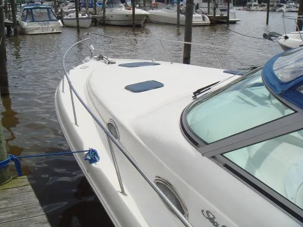 Slide: The Image of Sea Ray 330 Sundancer 1999 - 2