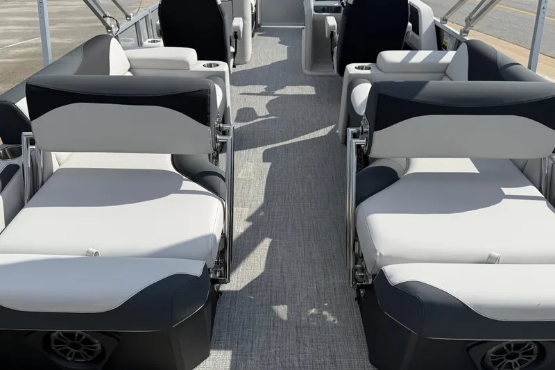 Slide: The Image of 2026 Avalon LSZ Quad Lounge Shift interior with modern seating and sleek design. - 31