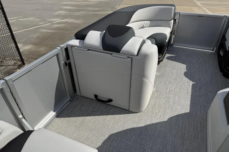 Slide: The Image of 2026 Avalon LSZ Quad Lounge Shift interior with modern seating and sleek design. - 43