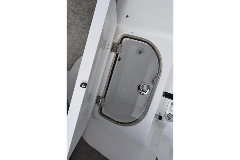 Slide: The Image of Livewell compartment on 2026 Sea Hunt Ultra 285 SE boat. - 22