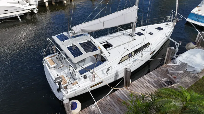 Slide: The Image of Beneteau Oceanis 41.1 2019 - 22