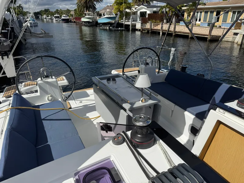 Slide: The Image of Beneteau Oceanis 41.1 2019 - 25