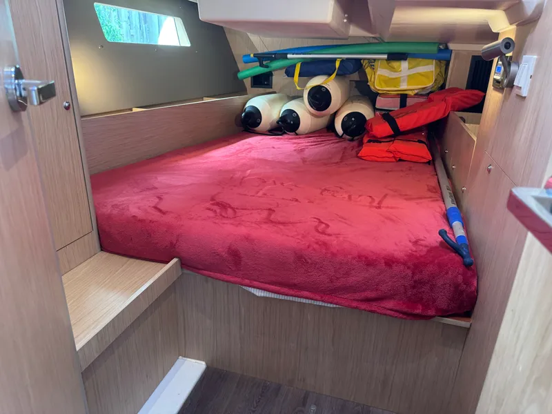 Slide: The Image of Beneteau Oceanis 41.1 2019 - 39