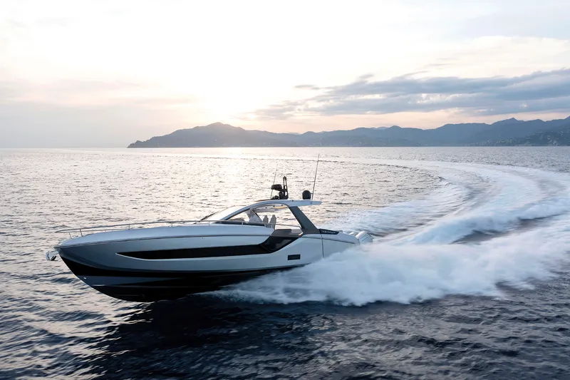 The Image of Azimut VERVE 48 - 0