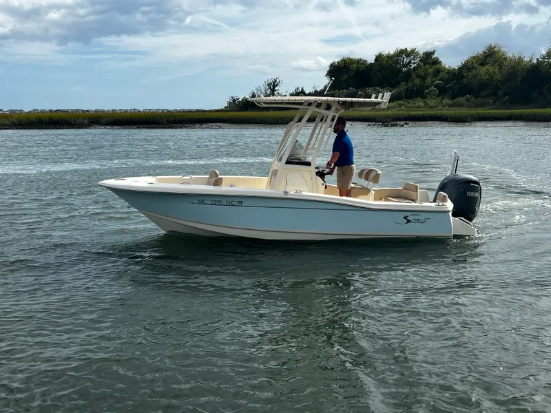 Slide: The Image of Scout 195 Sportfish 2024 - 5