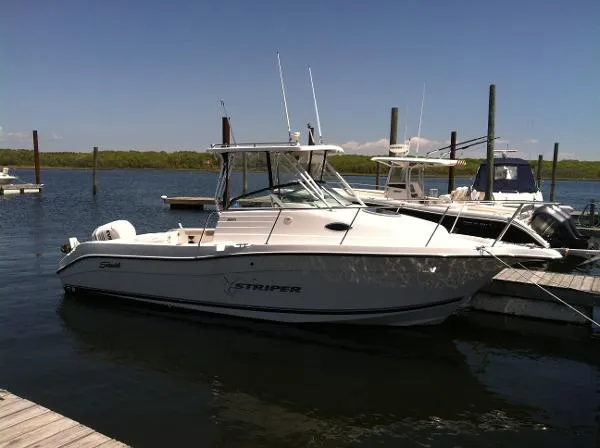 Slide: The Image of Seaswirl 2601 Walkaround O/B 2002 - 1