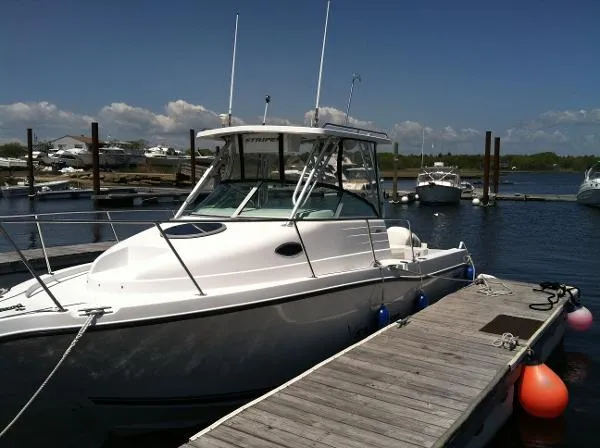 Slide: The Image of Seaswirl 2601 Walkaround O/B 2002 - 2