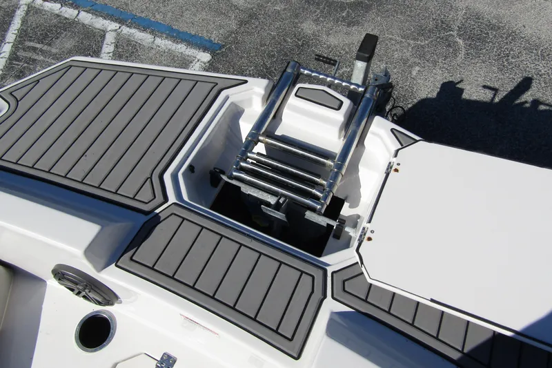 Slide: The Image of 2021 Starcraft SVX 171 OB boat with foldable ladder and non-slip deck. - 9