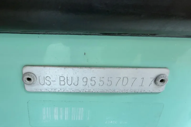 Slide: The Image of Hull identification number on a 2017 Mako 234 Center Console boat. - 10
