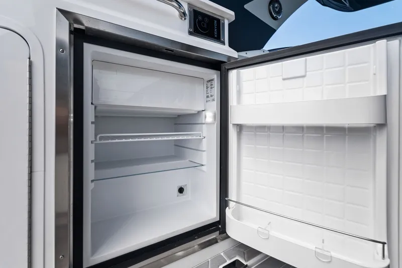 Slide: The Image of Cruisers 34 GLS OB 2026 - 15