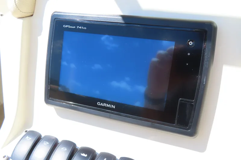 Slide: The Image of Garmin GPSMAP 741xs on 2018 Chris Craft Launch 34 dashboard. - 28