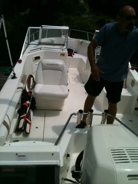 Slide: The Image of Aquasport 215 Osprey Sport 2000 - 5