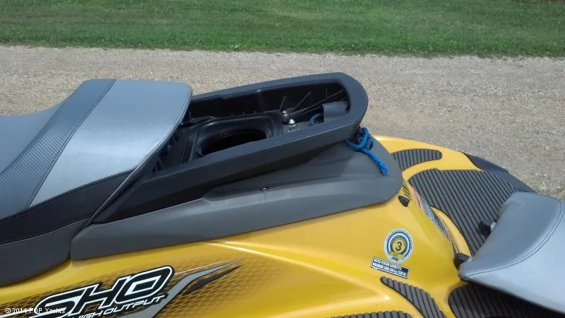 Slide: The Image of Yamaha FZS SHO WaveRunner 2013 - 10