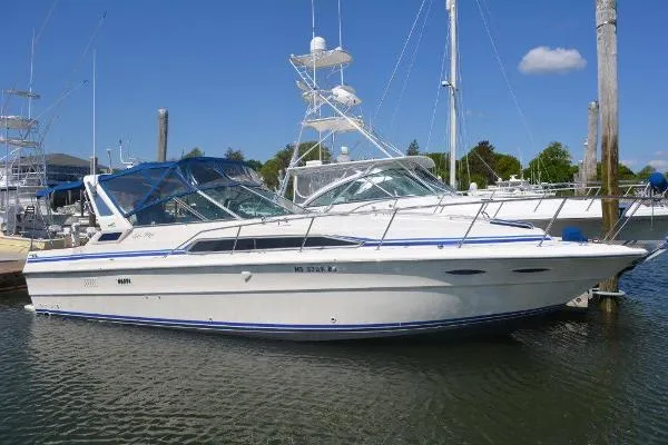 Slide: The Image of Sea Ray Express Cruiser 1987 - 0