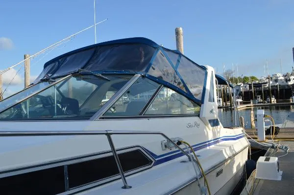 Slide: The Image of Sea Ray Express Cruiser 1987 - 5