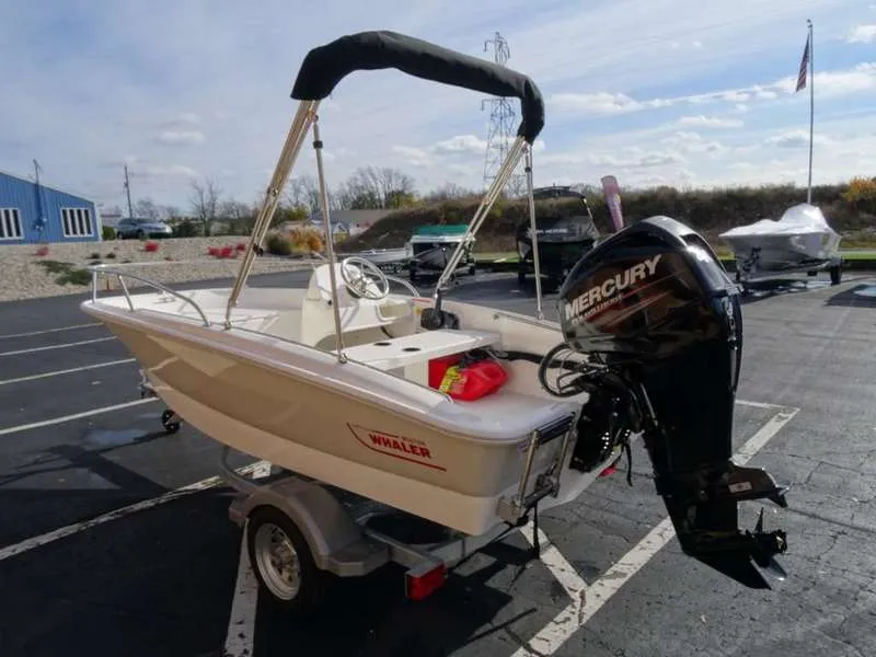 Slide: The Image of Boston Whaler 130 Super Sport 2014 - 6