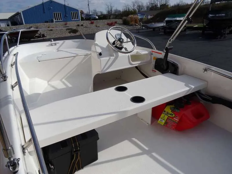 Slide: The Image of Boston Whaler 130 Super Sport 2014 - 7