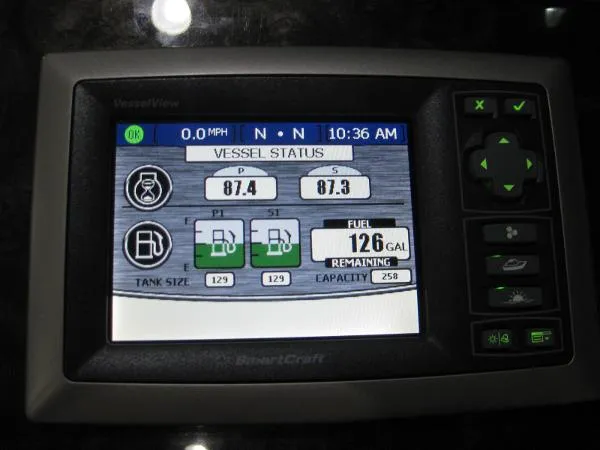Slide: The Image of Sea Ray 410 Sundancer 2012 - 2