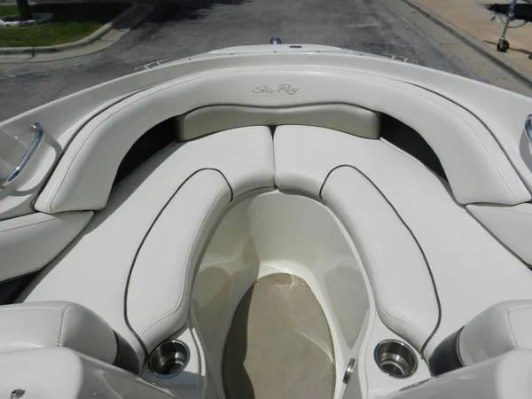 Slide: The Image of Sea Ray 220 Select 2006 - 6