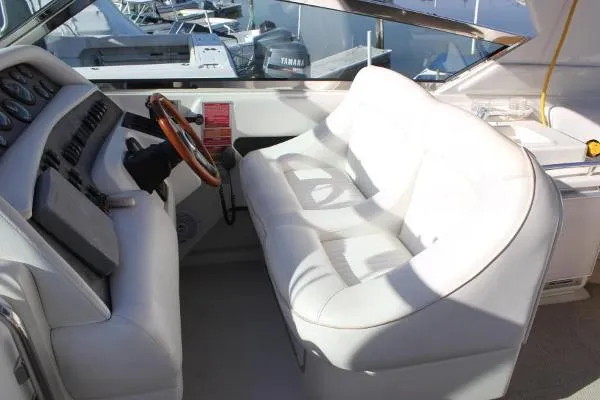 Slide: The Image of Sea Ray 380 Sun Sport 1996 - 5