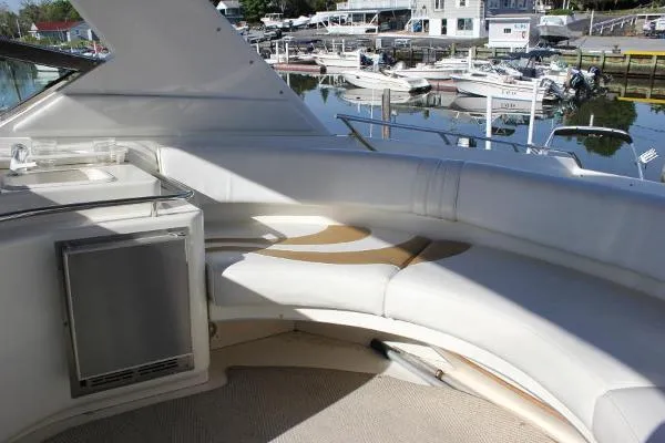 Slide: The Image of Sea Ray 380 Sun Sport 1996 - 9