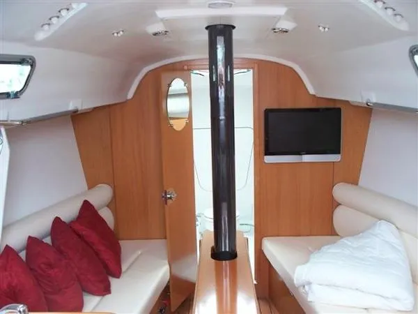 Slide: The Image of Beneteau First 10R 2007 - 6