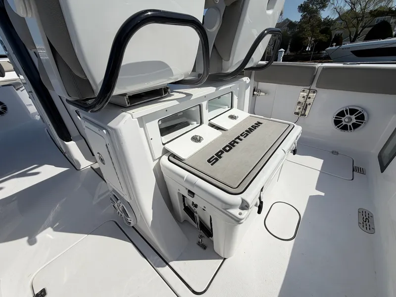 Slide: The Image of Sportsman Heritage 261 Center Console 2024 - 19