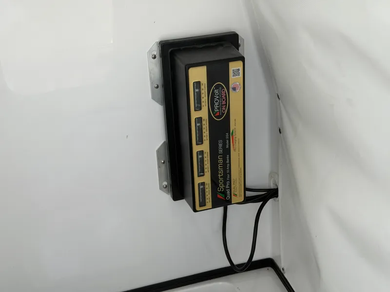 Slide: The Image of Sportsman Heritage 261 Center Console 2024 - 27